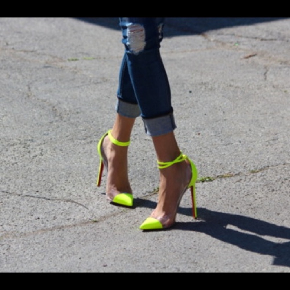 Christian Louboutin Bis Un Bout Neon 38 7.5 7